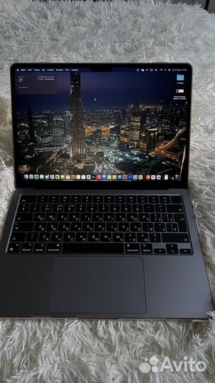 Apple MacBook air 13.6 m2 256 Gb