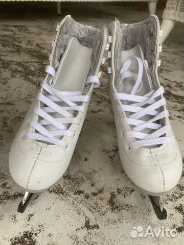 Коньки фигурные