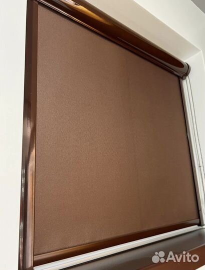 Жалюзи горизонтальные и шторы рулонные под ключ