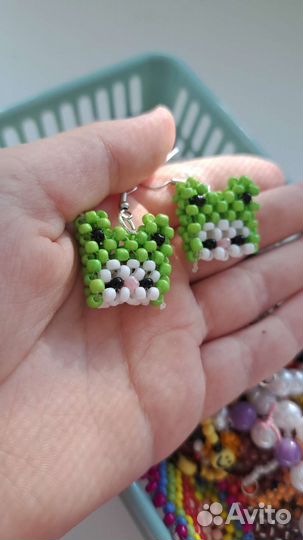 Украшения из бисера