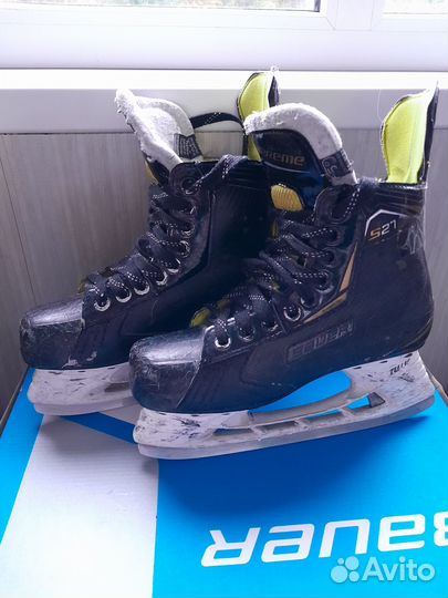 Хоккейные коньки Bauer s27 размер 5