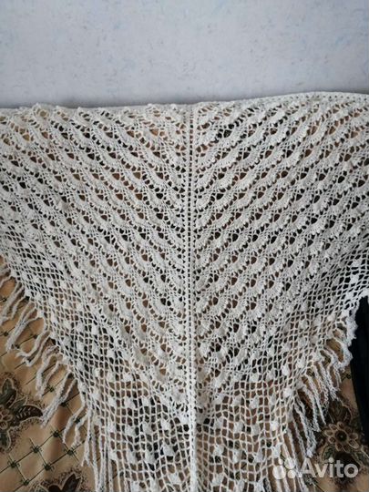 Шаль ручной работы