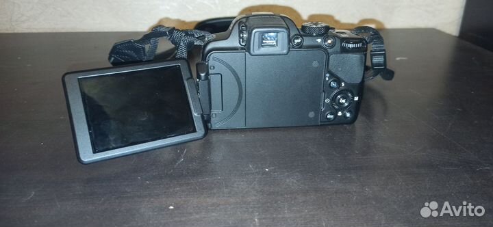 Зеркальный фотоаппарат nikon