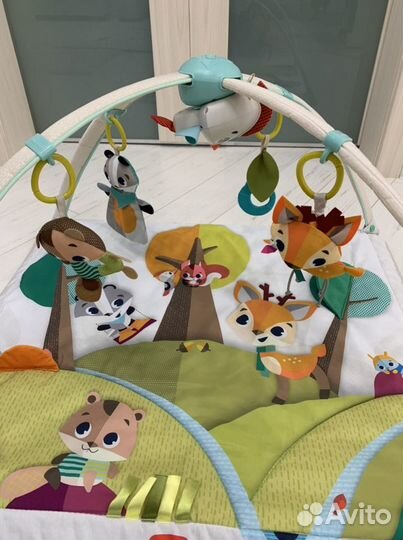 Развивающий коврик tiny love