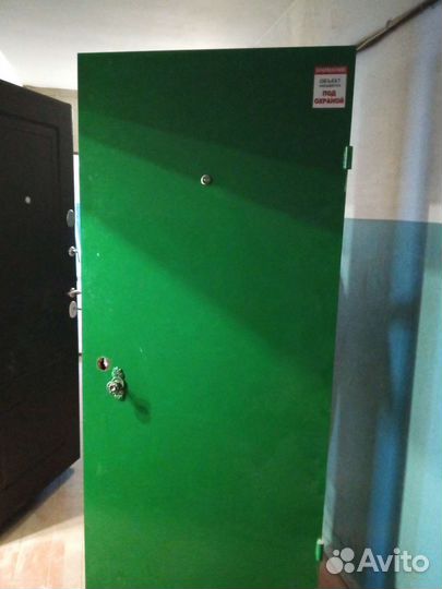 Дверь входная металлическая,б/ у