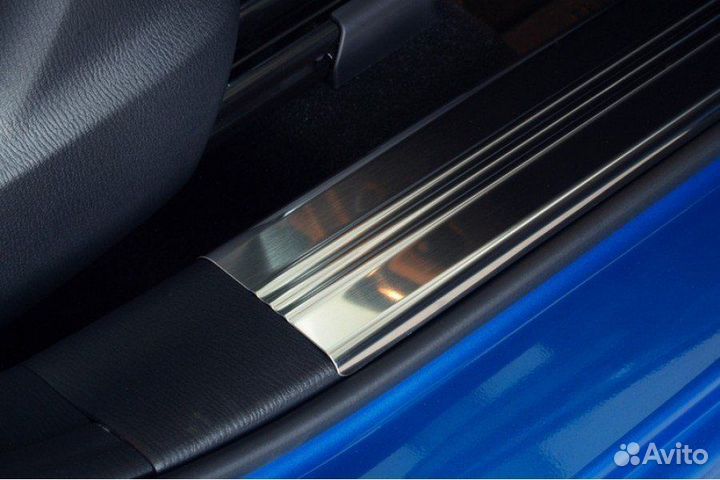 Накладки на пороги с загибом Mazda CX-5 с 2011