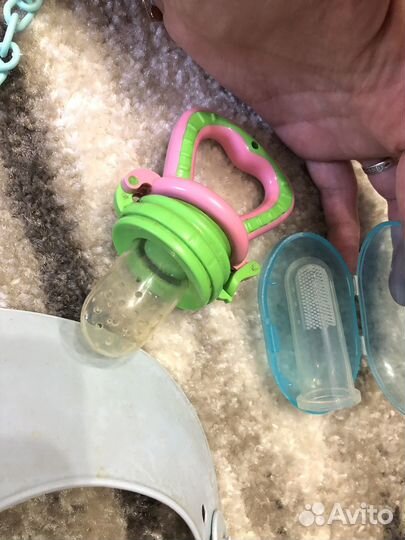 Соски, держатель для соски, нагрудники