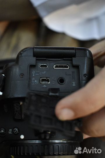 Фотоаппарат Nikon d5100 body (тушка) + объектив