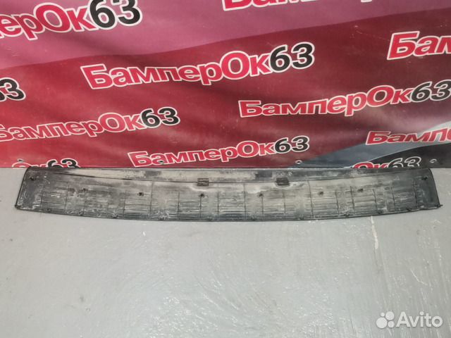 Накладка бампера задняя Land Cruiser 200