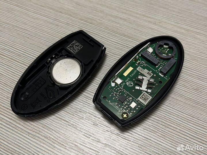 Смарт ключ Nissan. Оригинал. Новый