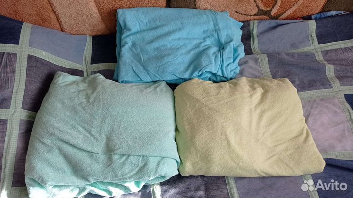 Простыни махровые на резинке