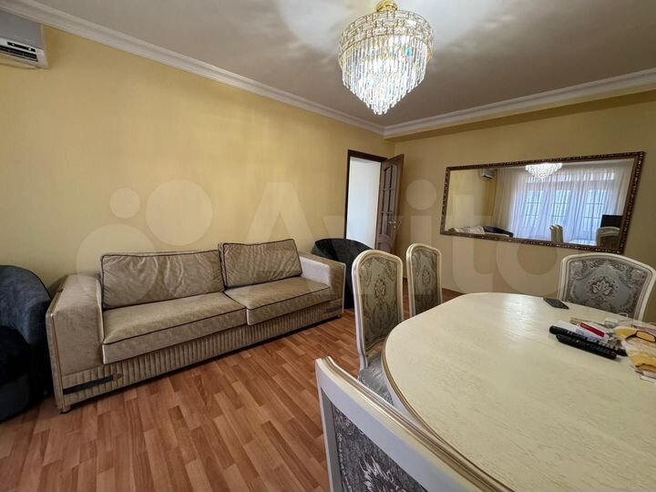 4-к. квартира, 90 м², 5/5 эт.