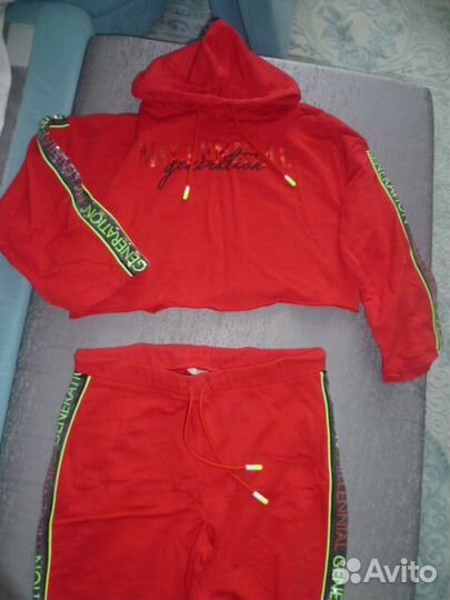 Спортивный костюм