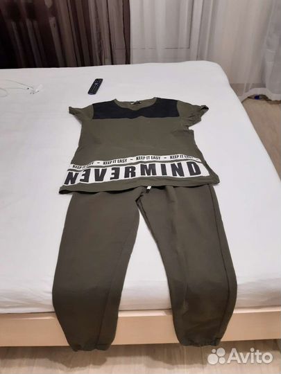 Спортивный костюм женский