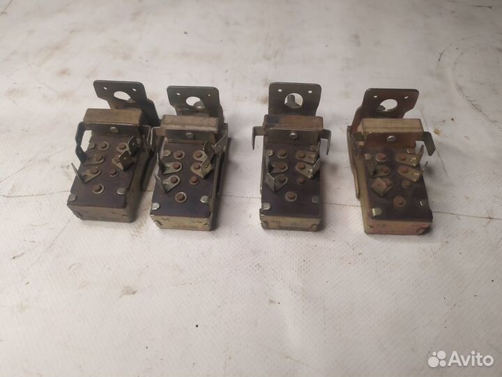 Переключатель света 3302 3307 3309