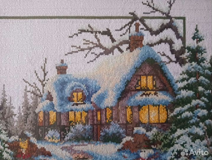 Картина вышитая крестом с рамкой