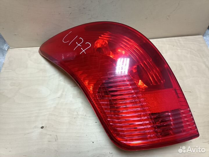 Левый задний фонарь пежо 308 универсал