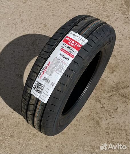 Kumho Ecsta HS52 185/65 R15 88H