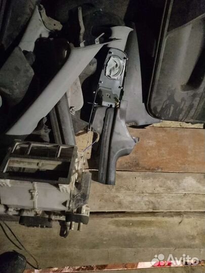 Запчасти на mitsubishi lancer 9