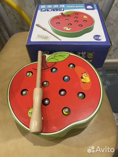 Яблоко с червячками игра