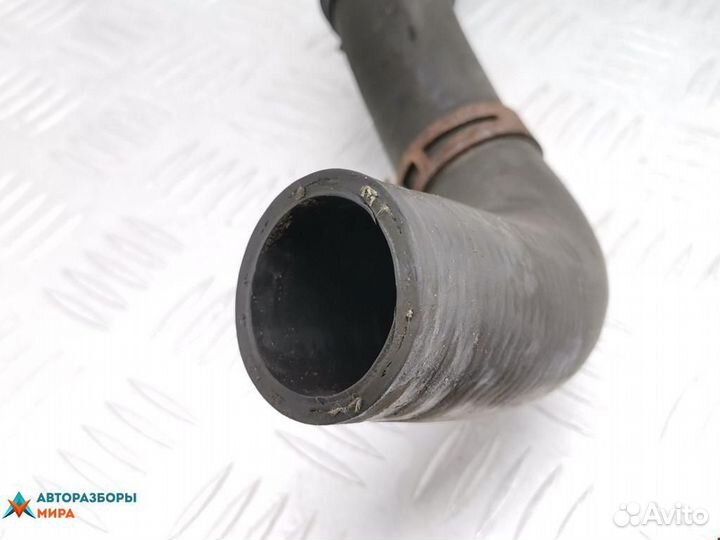 Патрубок радиатора Volkswagen Bora 2002