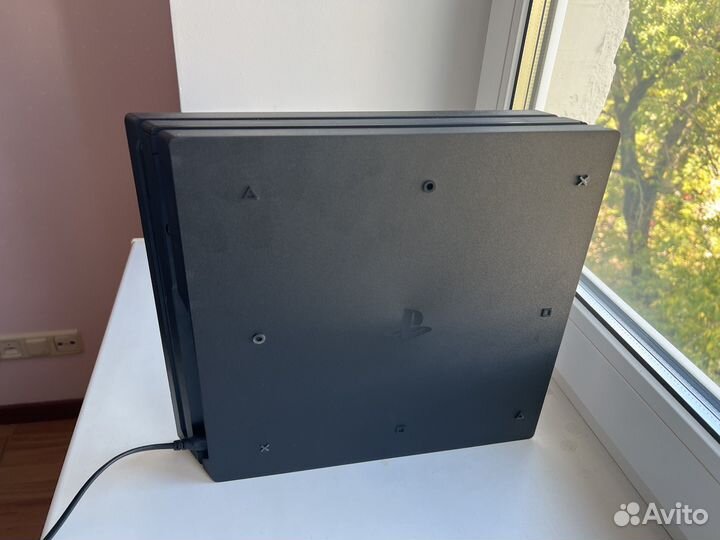 Sony PS4 pro 1tb