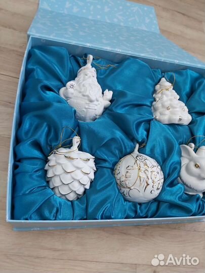 Елочные игрушки