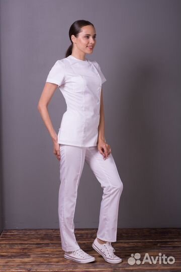 Медицинский костюм женский