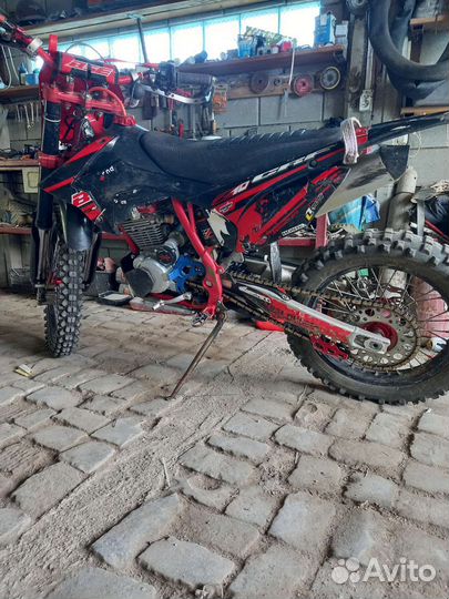 Продаю Bse z10