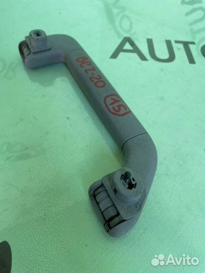 Ручка потолка передняя правая Porsche Cayenne 955