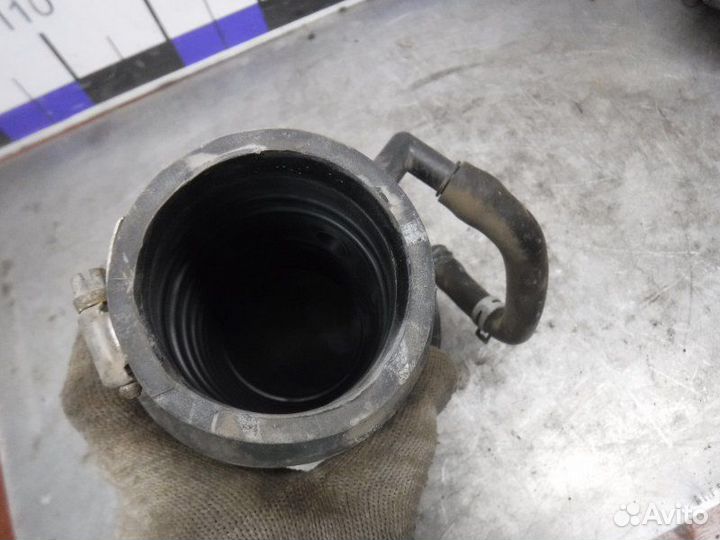 Патрубок воздушного фильтра Geely Emgrand X7 2.0