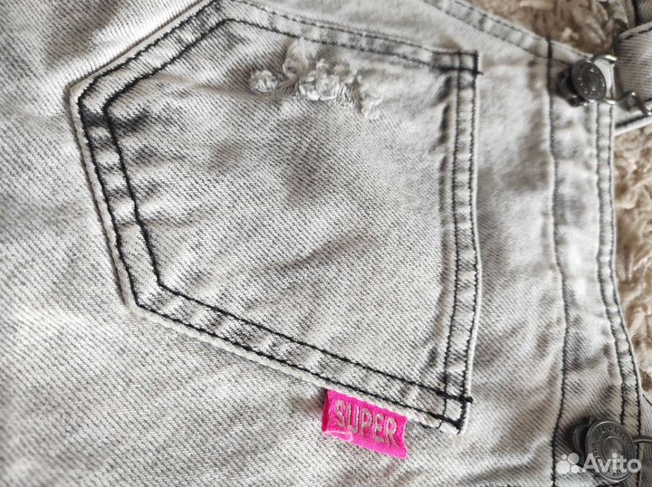 Джинсовый комбинезон для девочки 140