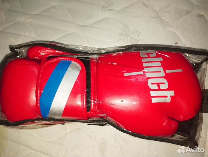 Шлем,перчатки,боксерки
