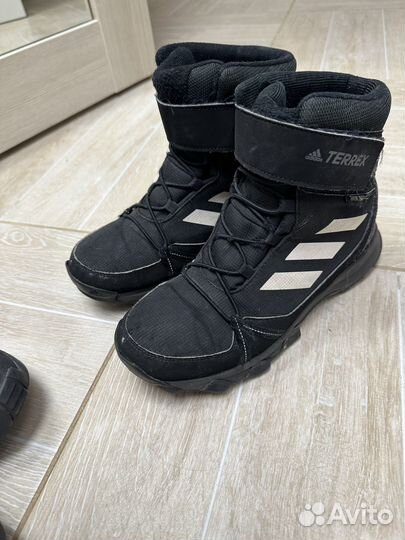 Зимние ботинки adidas