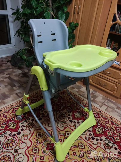 Стул для кормления