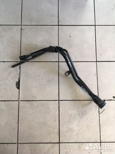 Заливная горловина бензобака Mazda 3 BK