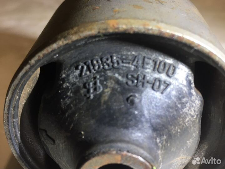 Сайлентблок подушки двигателя задней Hyundai H100