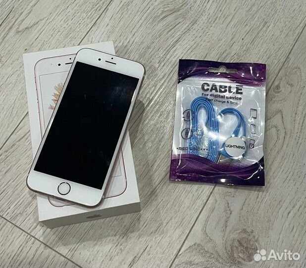 Телефон iPhone 6s