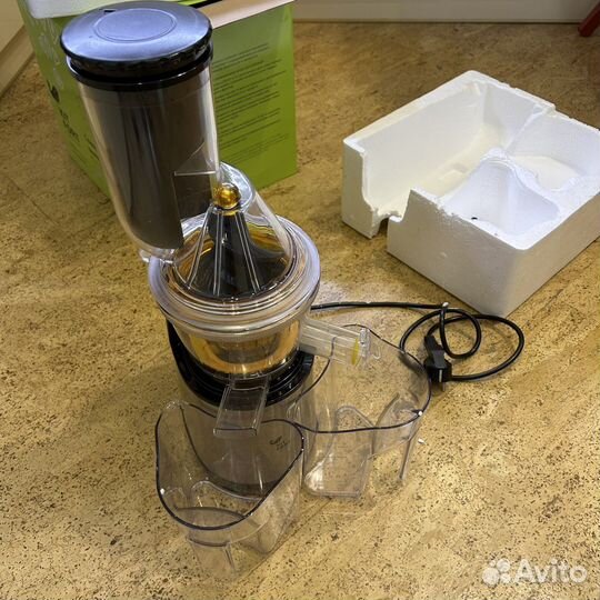 Соковыжималка шнековая kitfort