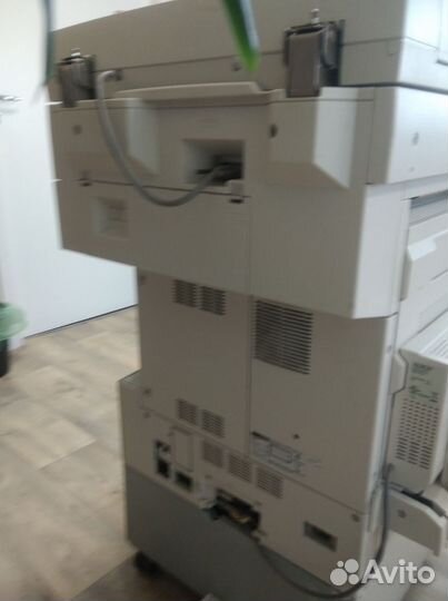 Принтер сканер копир лазерный цветной