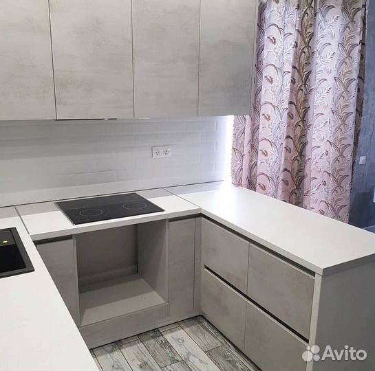 Кухонный гарнитур на заказ. Долговечные материалы