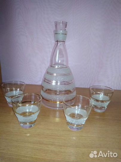 Графин и стопки.Чехия