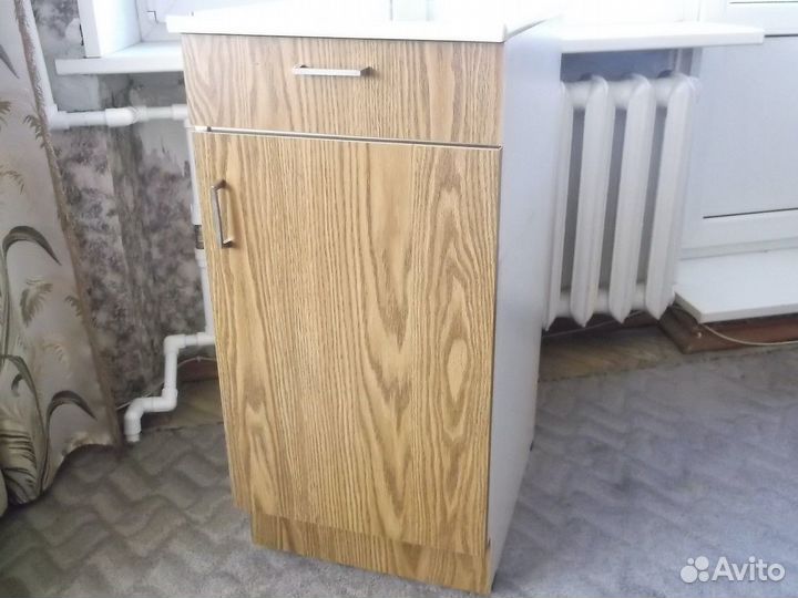 Тумбочка с полочкой дерево 41х60х85 см Россия