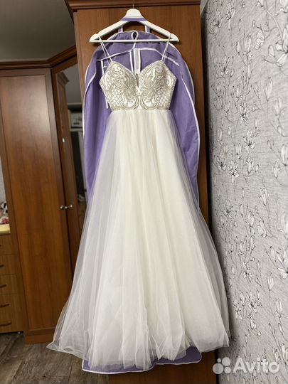 Свадебное платье 42 44