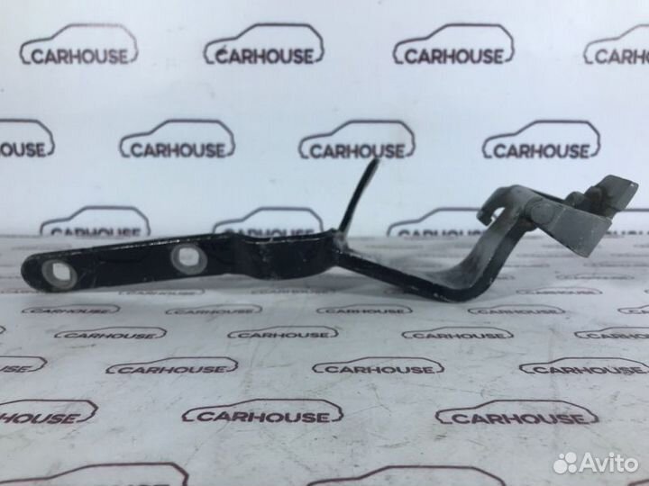 Петля багажника правая Audi A7 4G 3.0 tfsi CGW