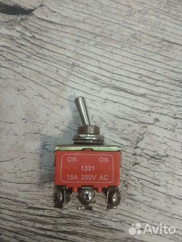 8U-1321, тумблер ON-ON 250В 15А