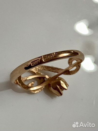 Золотое советское кольцо СССР 583 проба тюльпан