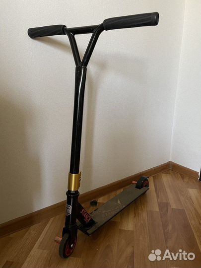 Трюковой самокат mongoose