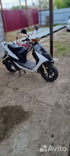 Продаю мопед