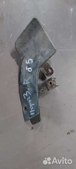 Брызговик задний правый на Volkswagen Passat B5